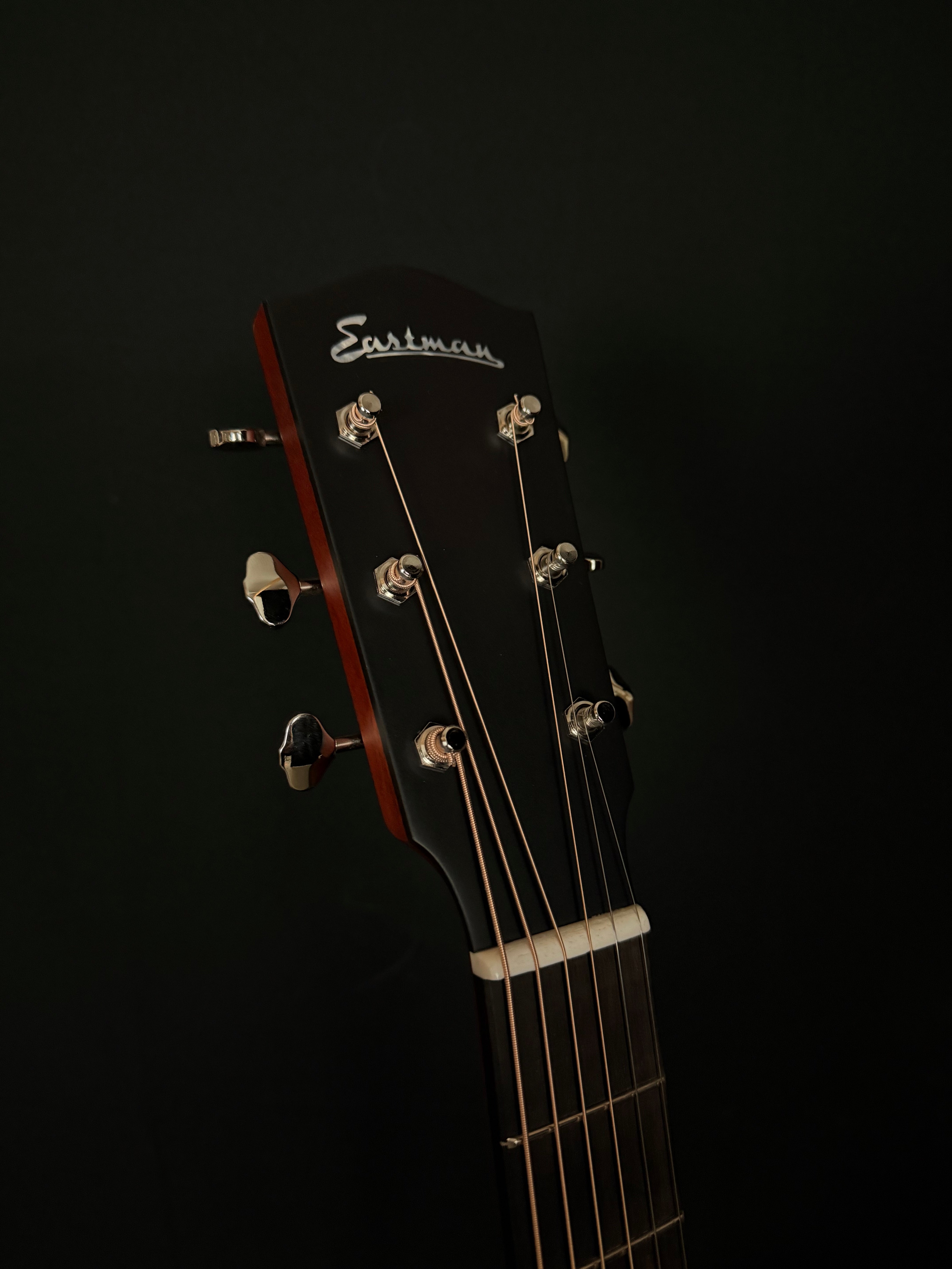 Eastman E1SS-SB Sitka Spruce Top Acoustic Guitar | Acoustic Corner