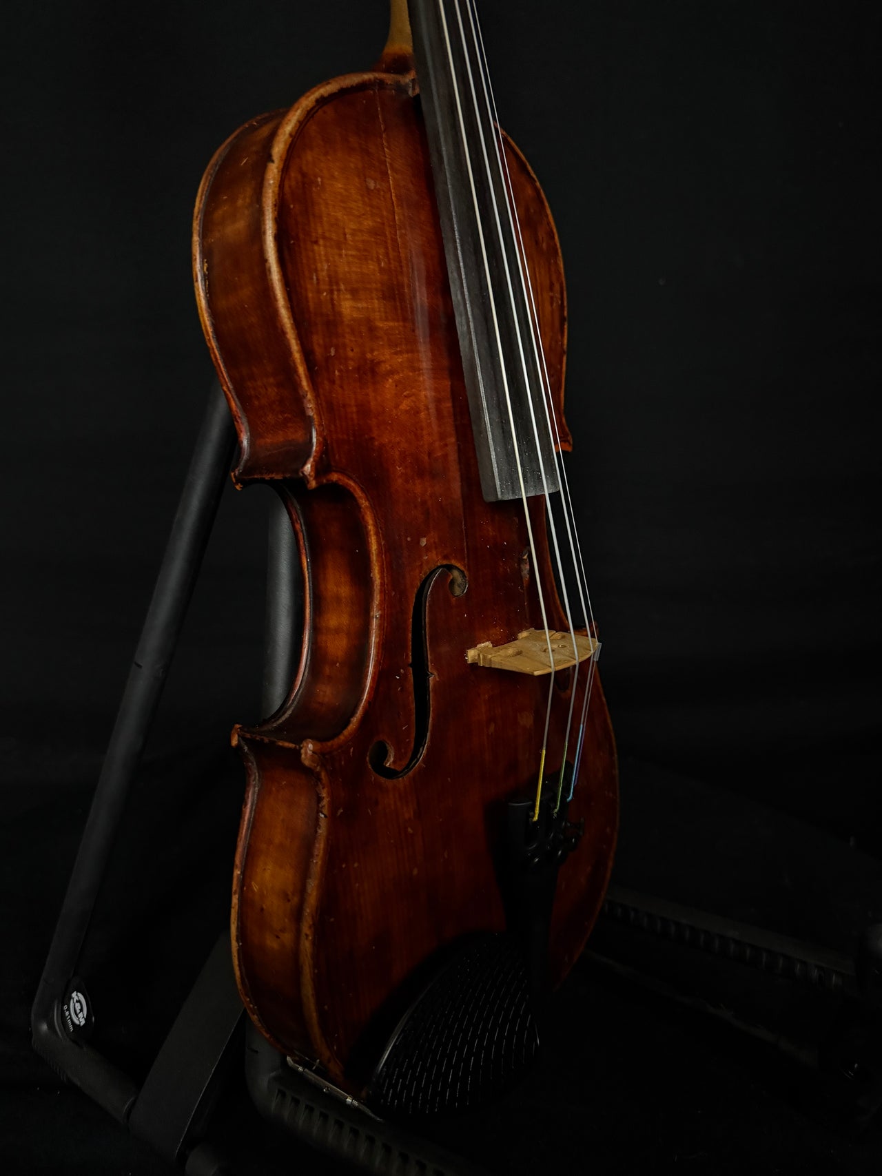 7/8th's German Violin signed by Grammy-winning Bluegrass artists