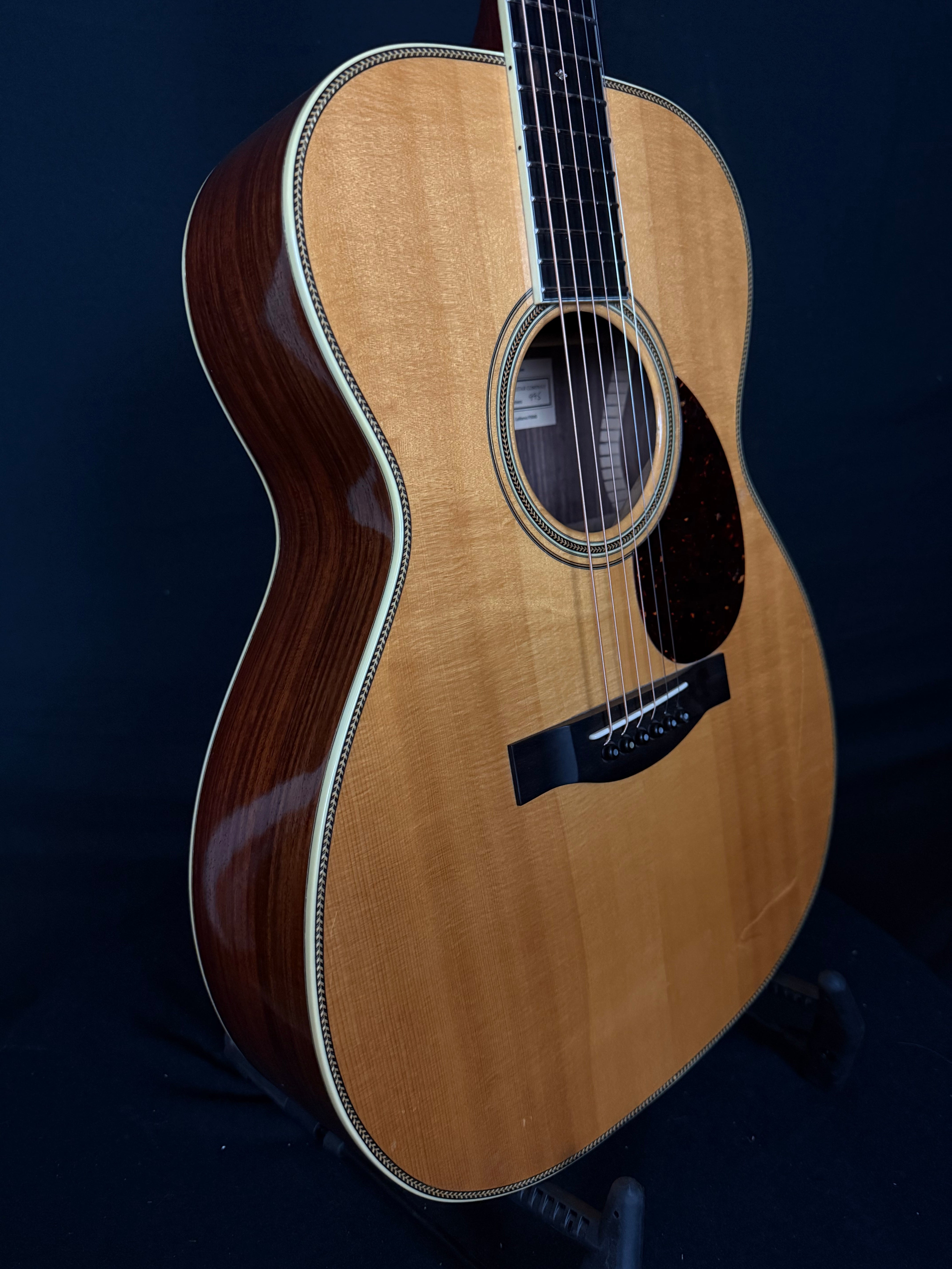 New and Vintage Guitars | Acoustic Corner