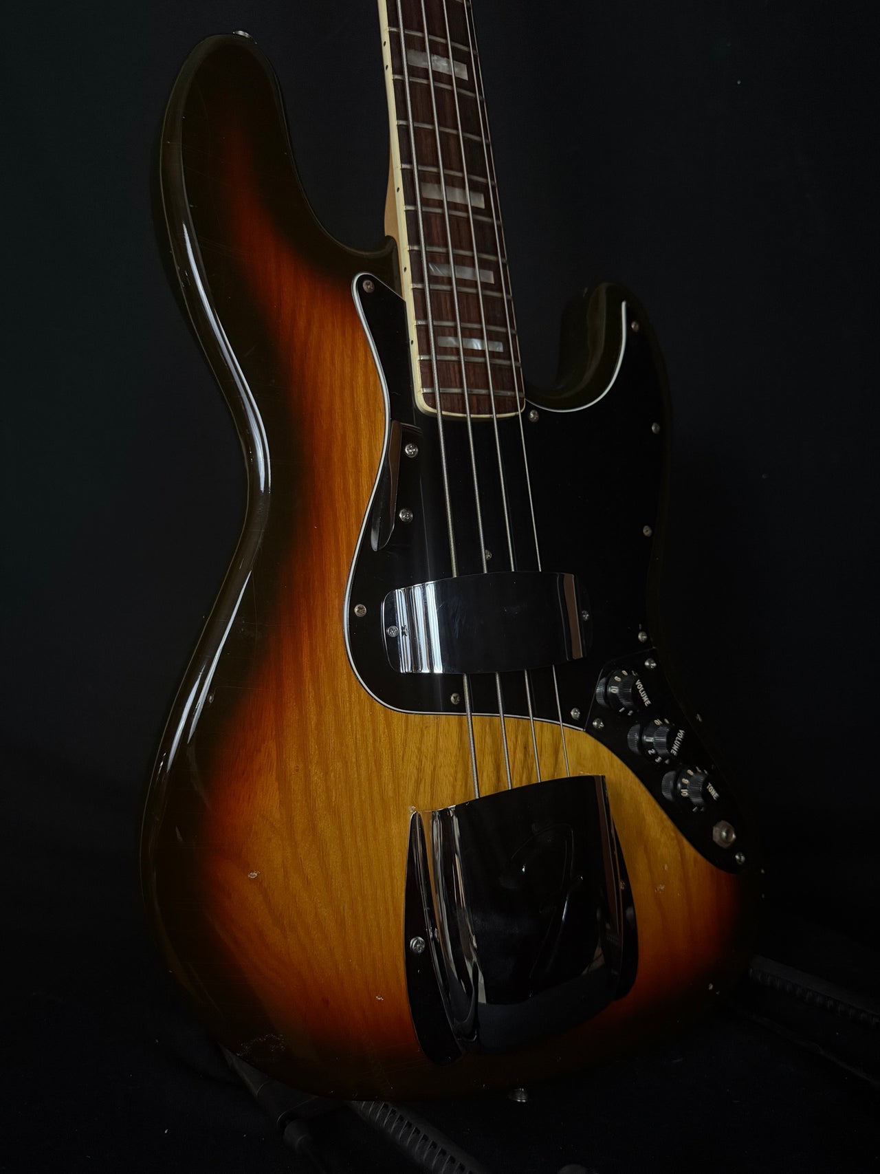 1977-78 Fender Jazz Bass