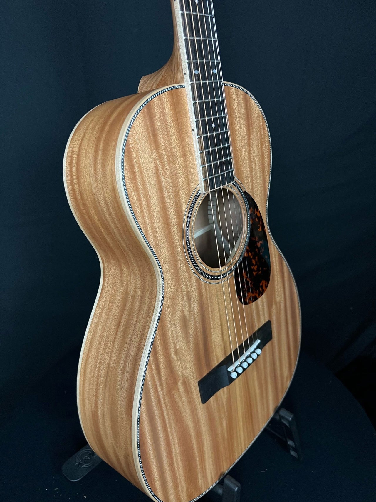 Larrivée 00-40 All Mahogany - Acoustic Corner
