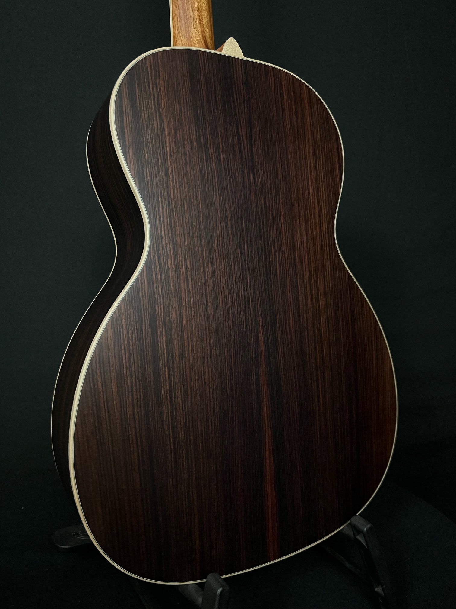 Larrivee 0040R with Moon Spruce top - Acoustic Corner