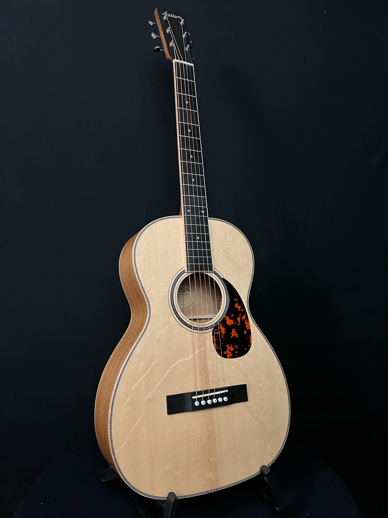 Larrivee 0040 - Acoustic Corner