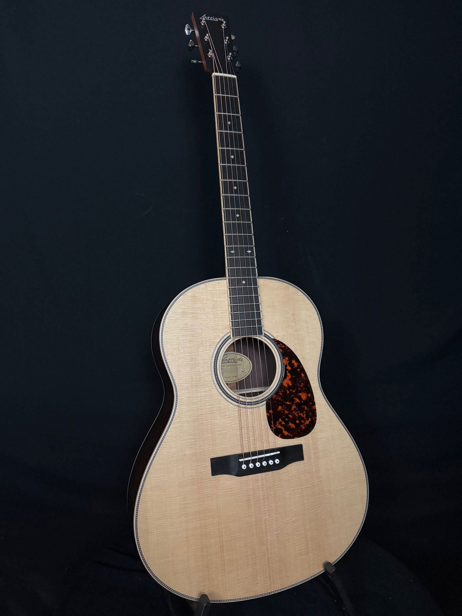 Larrivee L40R - Acoustic Corner
