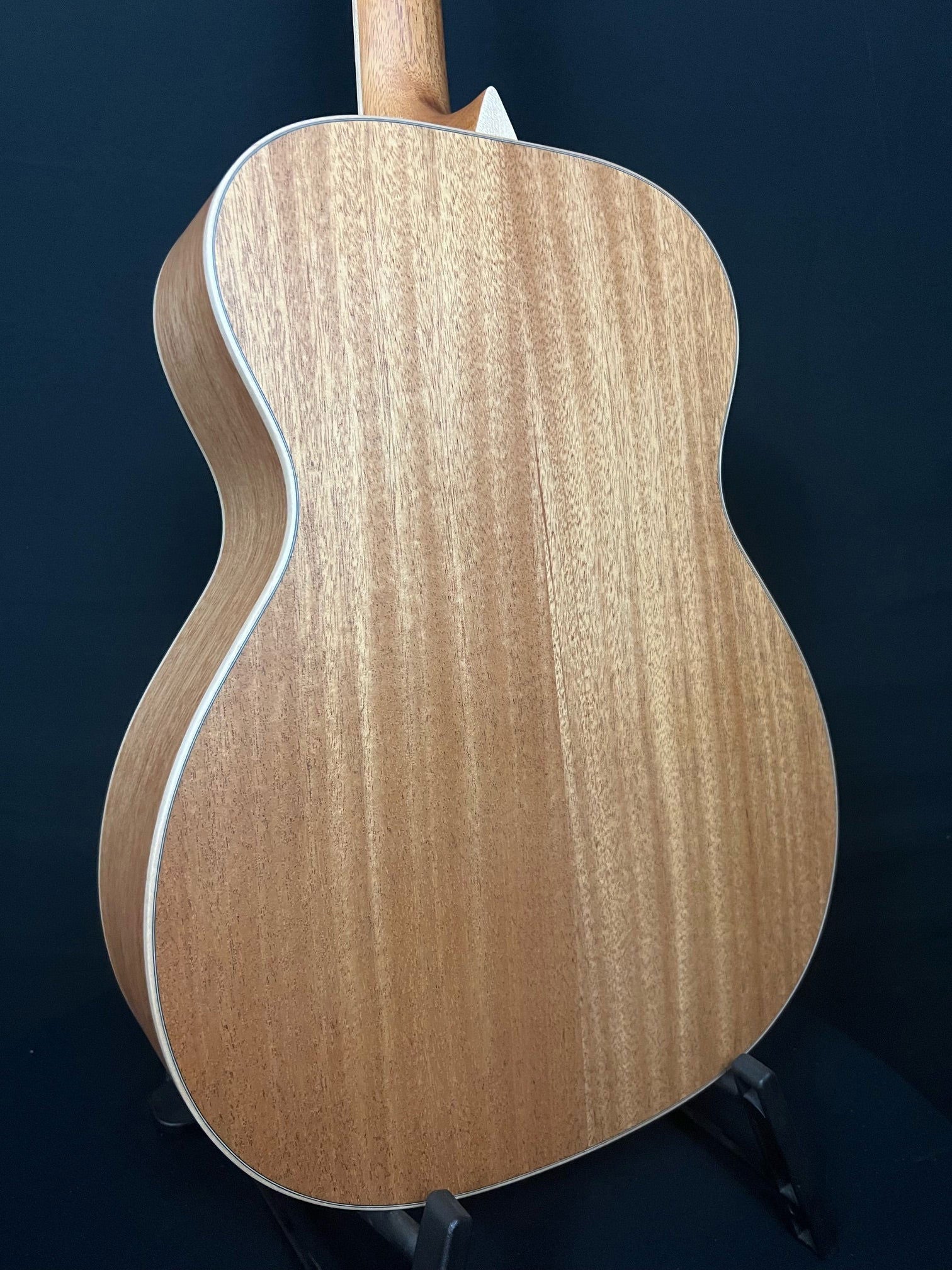 Larrivee OM-03 - Acoustic Corner