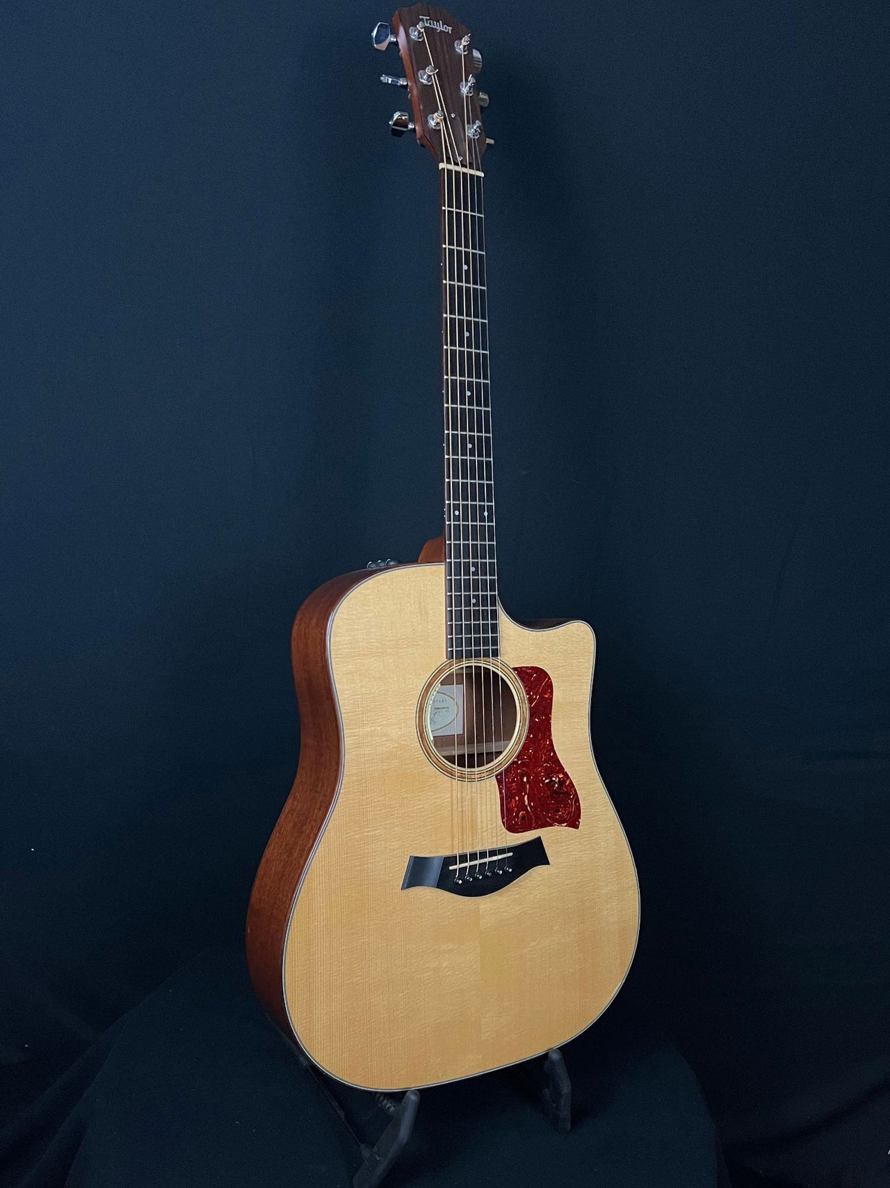 Taylor 510CE Dreadnought - Acoustic Corner