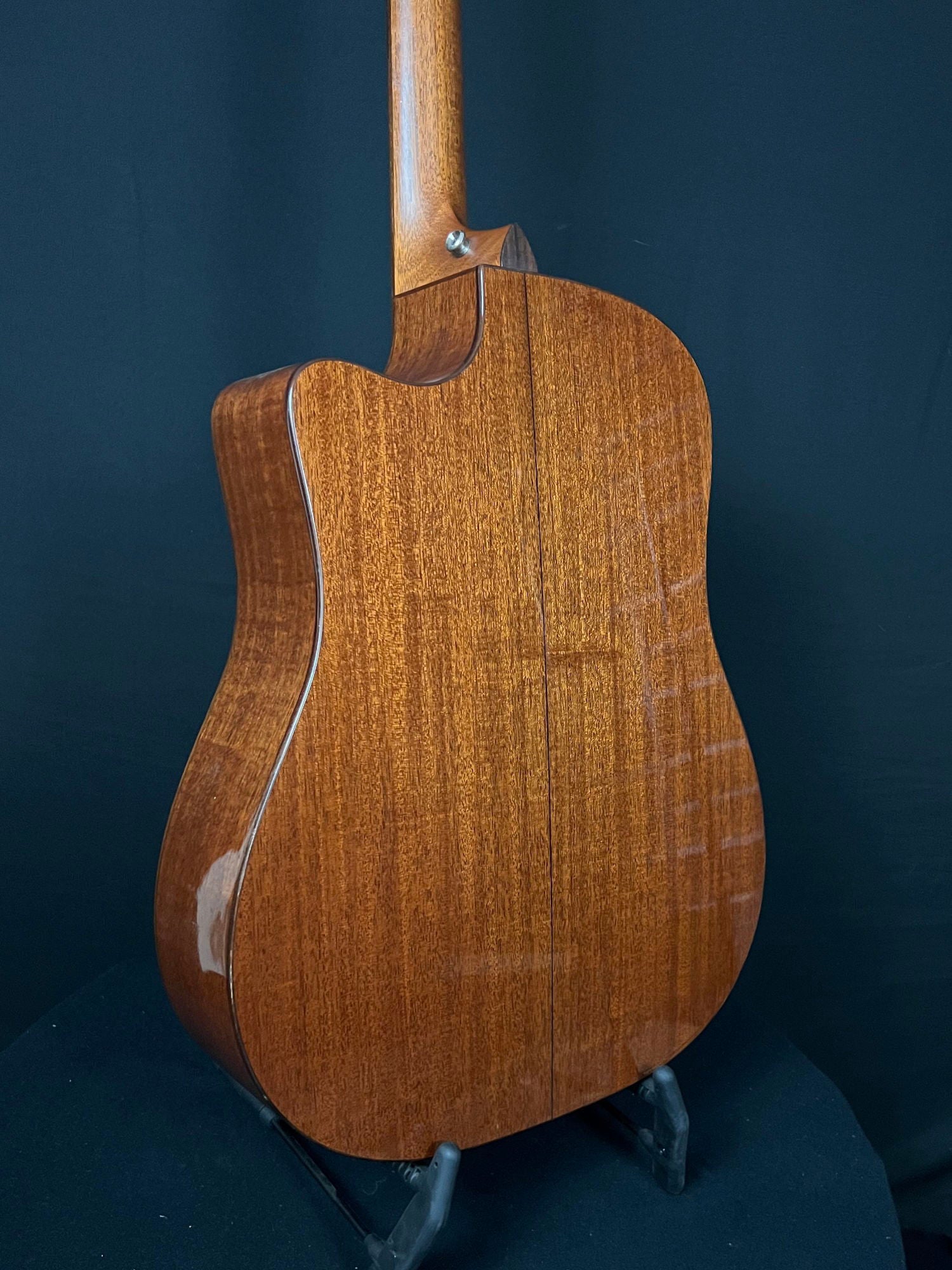 Taylor 510CE Dreadnought - Acoustic Corner