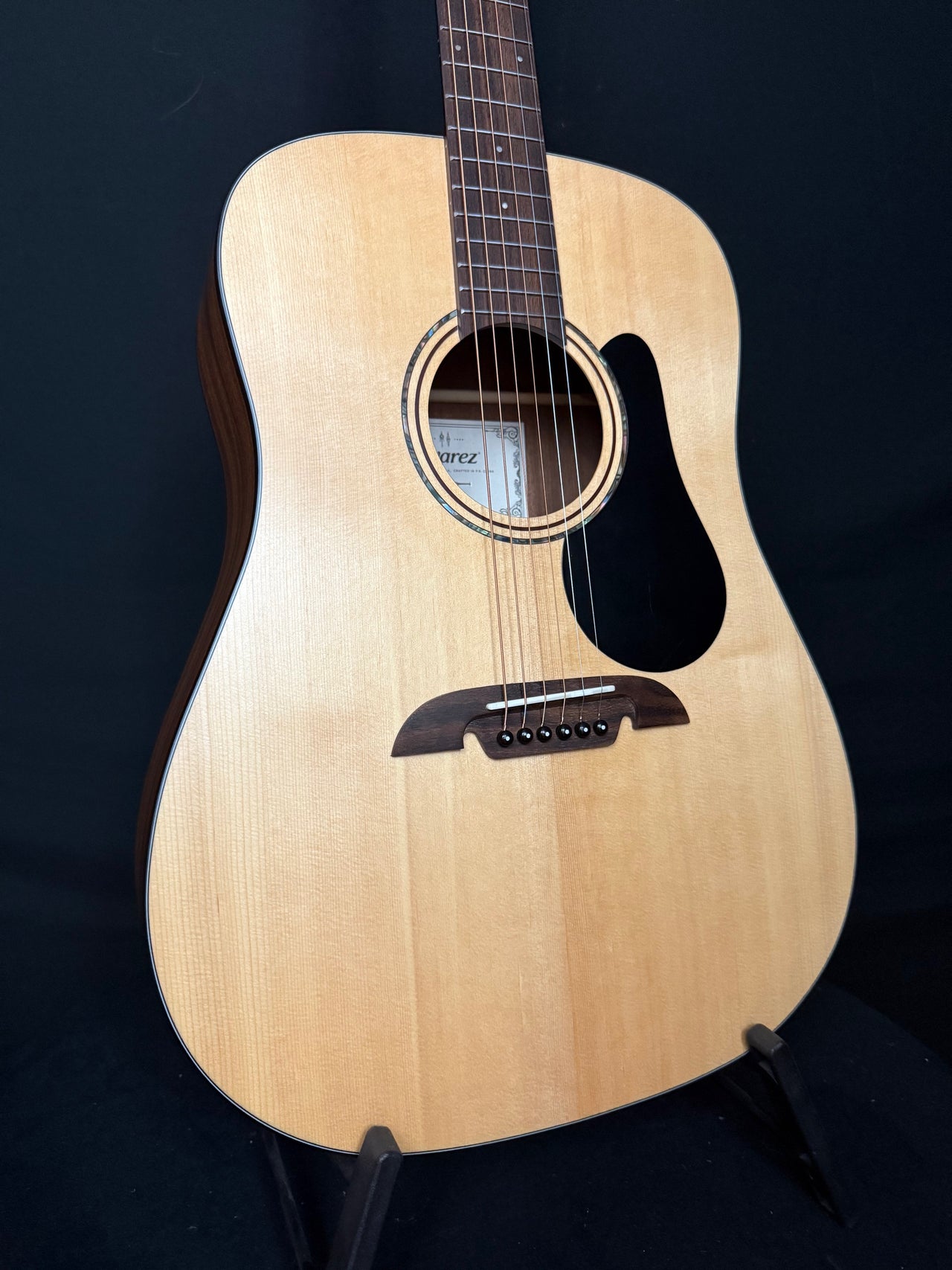 Alvarez AD30 Dreadnaught