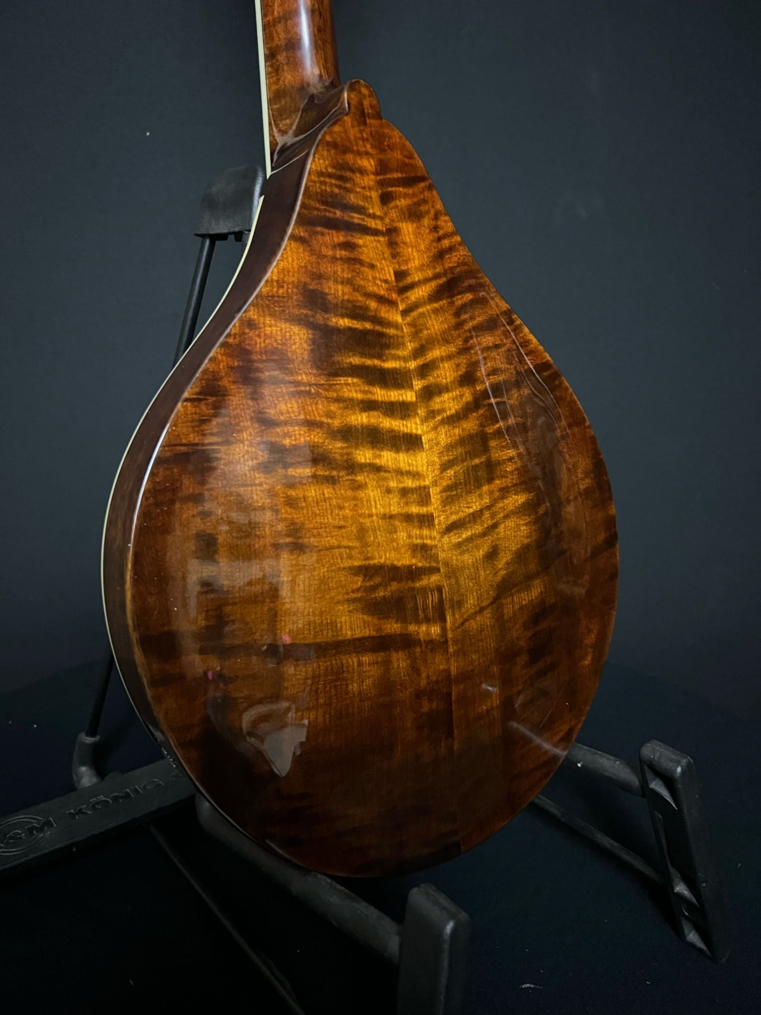 close up of back of Eastman MD505 A-style mandolin
