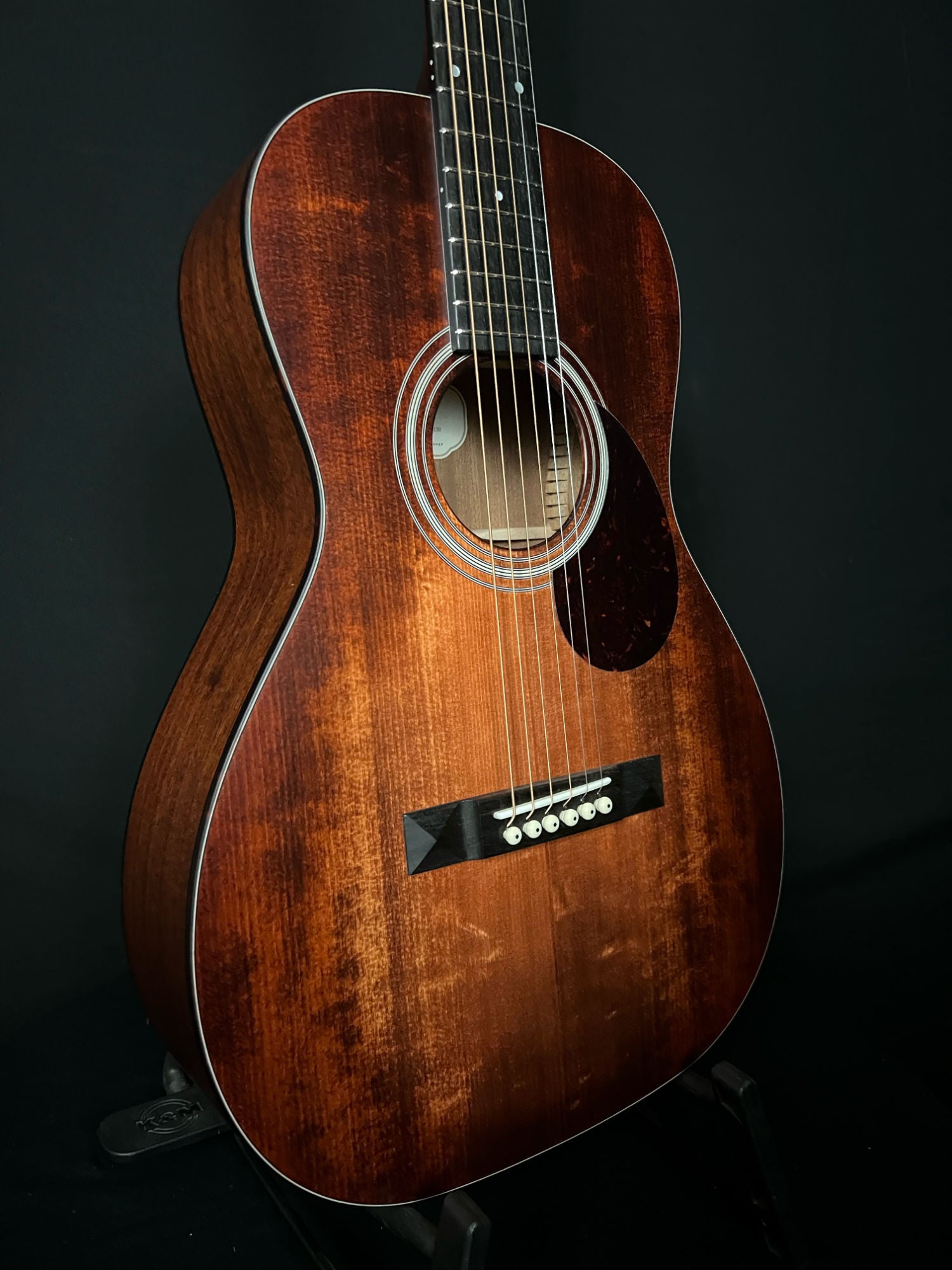 Shop Eastman Guitars & Strings | Acoustic Corner