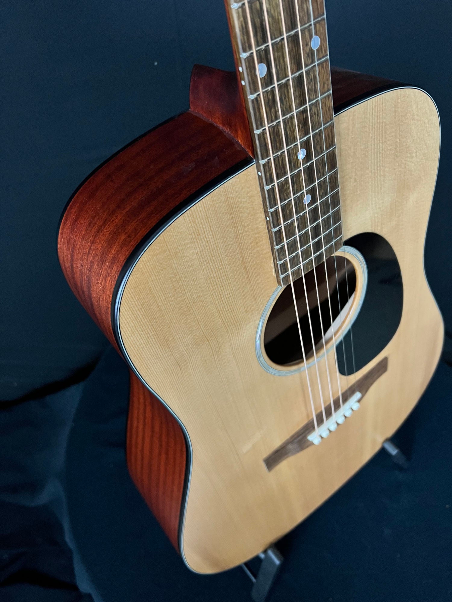 Eastman PCH1-D dreadnought acoustic guitar binding