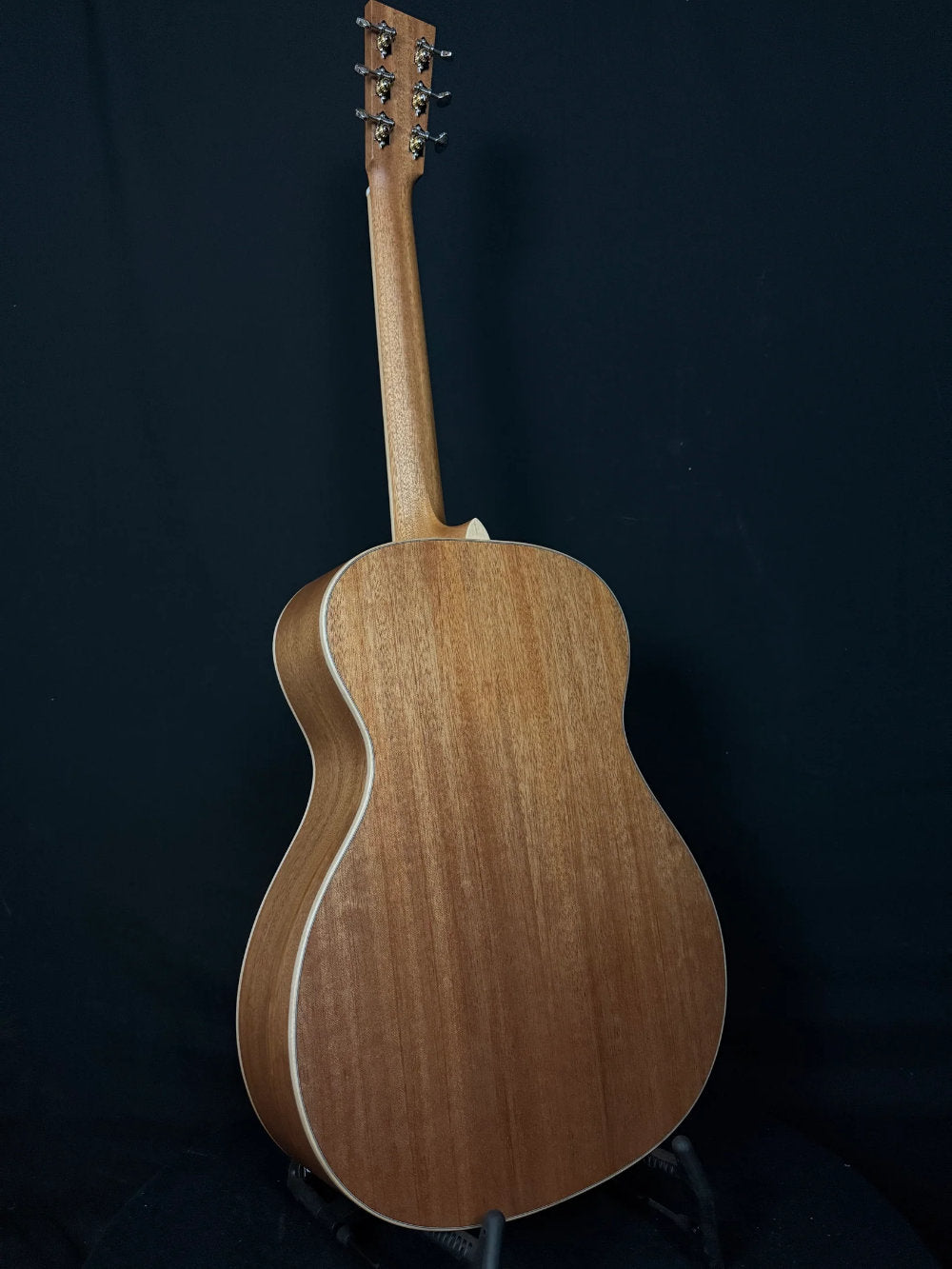 Larrivée OM-40 guitar back